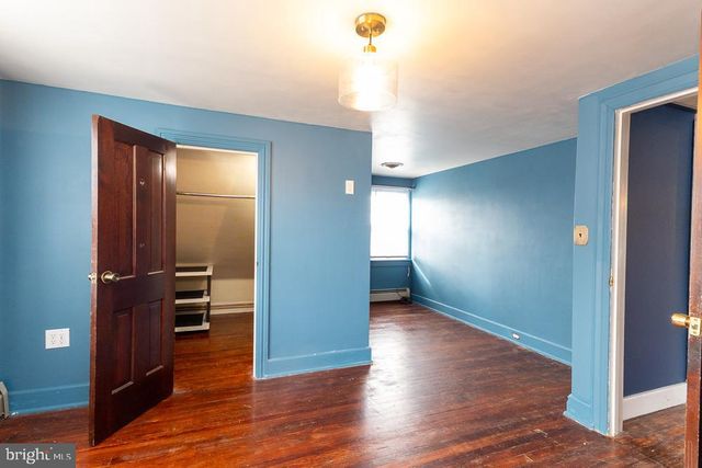 1631 E BUCHANAN TRAIL EAST E, Greencastle, PA 17225