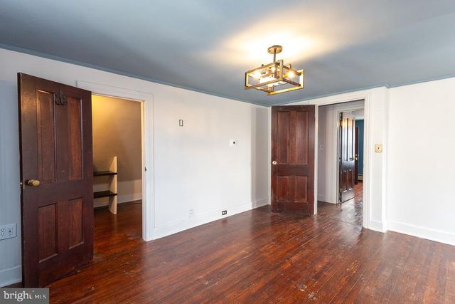 1631 E BUCHANAN TRAIL EAST E, Greencastle, PA 17225