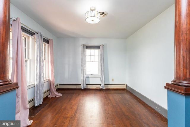 1631 E BUCHANAN TRAIL EAST E, Greencastle, PA 17225