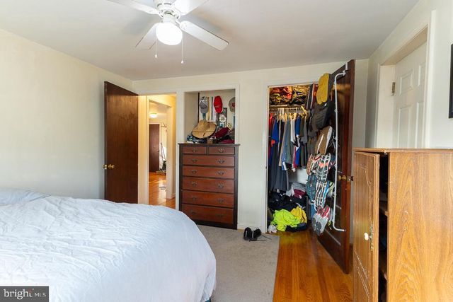 1631 E BUCHANAN TRAIL EAST E, Greencastle, PA 17225