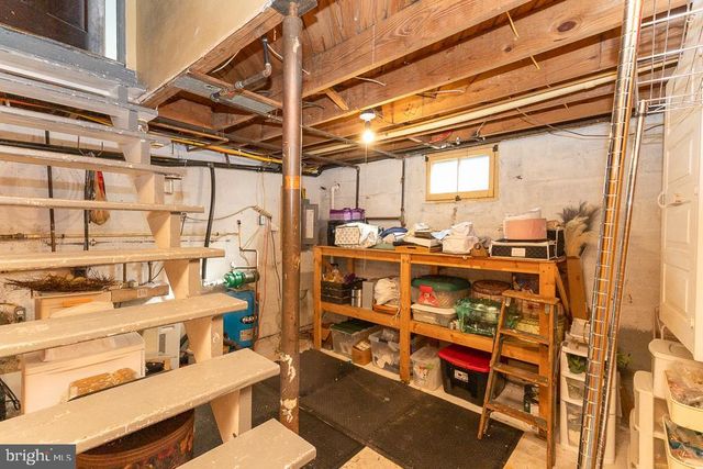 1631 E BUCHANAN TRAIL EAST E, Greencastle, PA 17225