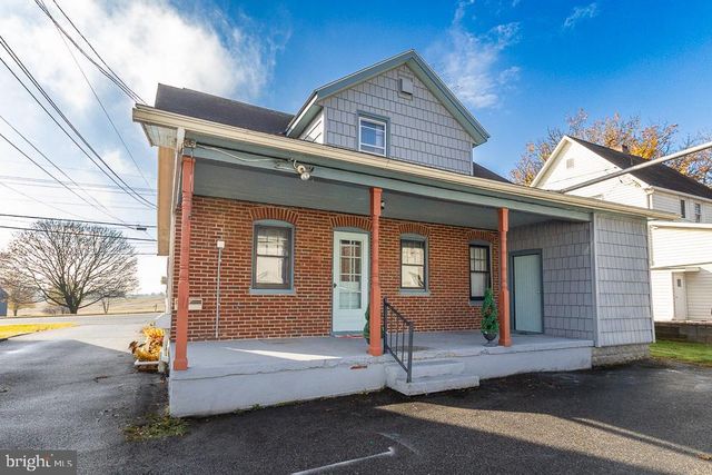 1631 E BUCHANAN TRAIL EAST E, Greencastle, PA 17225