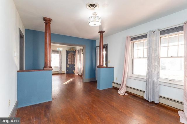 1631 E BUCHANAN TRAIL EAST E, Greencastle, PA 17225