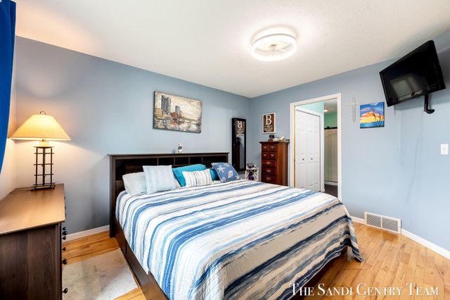 3125 Riley Ridge Road, Holland, MI 49424