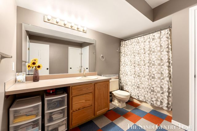 3125 Riley Ridge Road, Holland, MI 49424