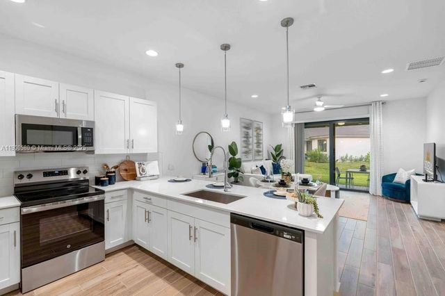 14800 Cumberland Drive Lum - 5-101, Delray Beach, FL 33446