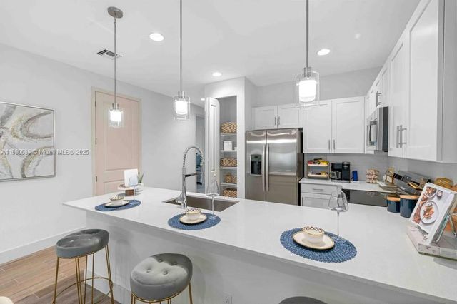 14800 Cumberland Drive Lum - 5-101, Delray Beach, FL 33446