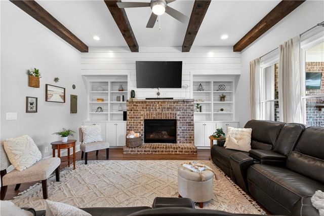 2715 Rustic Lake Terrace, Cumming, GA 30041