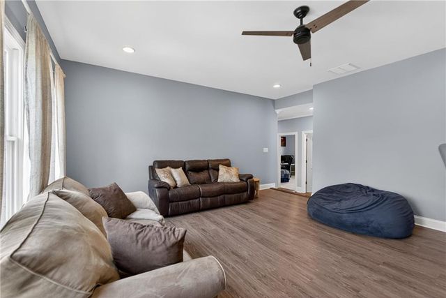 2715 Rustic Lake Terrace, Cumming, GA 30041