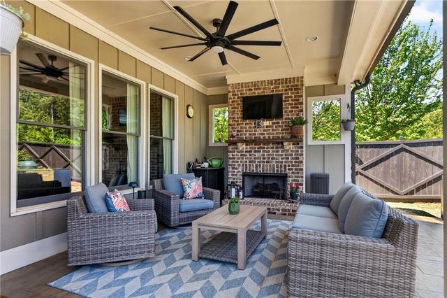 2715 Rustic Lake Terrace, Cumming, GA 30041
