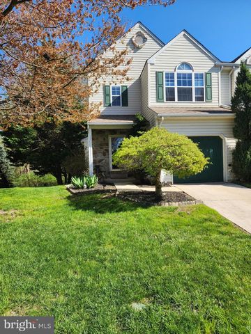 922 GLACKENS LN, Wilmington, DE 19808