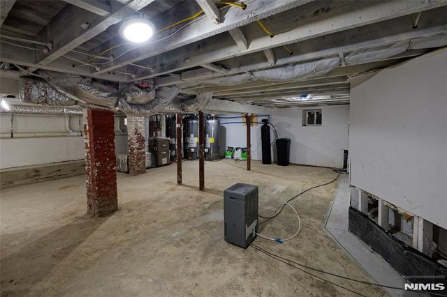 81 Grove Street, East Orange, NJ 07017