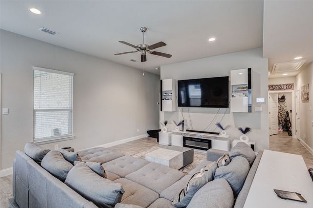 1513 Woodpecker Street, Denton, TX 76205