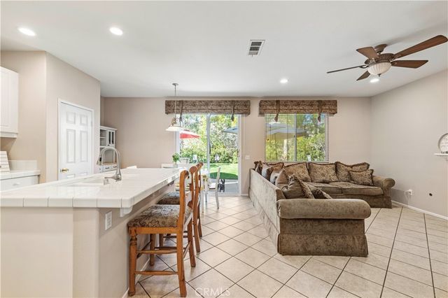 30457 Barcelona, Castaic, CA 91384