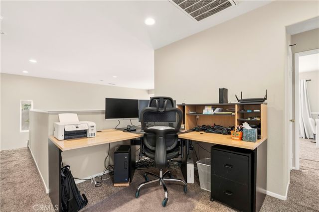 30457 Barcelona, Castaic, CA 91384