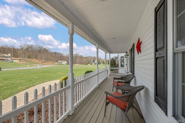8 Dot Calm Drive, Otisville, NY 10963