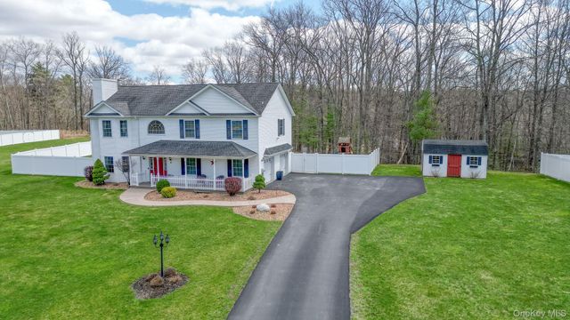 8 Dot Calm Drive, Otisville, NY 10963