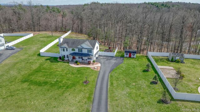 8 Dot Calm Drive, Otisville, NY 10963