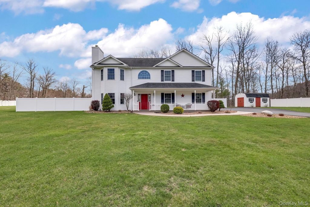 8 Dot Calm Drive, Otisville, NY 10963