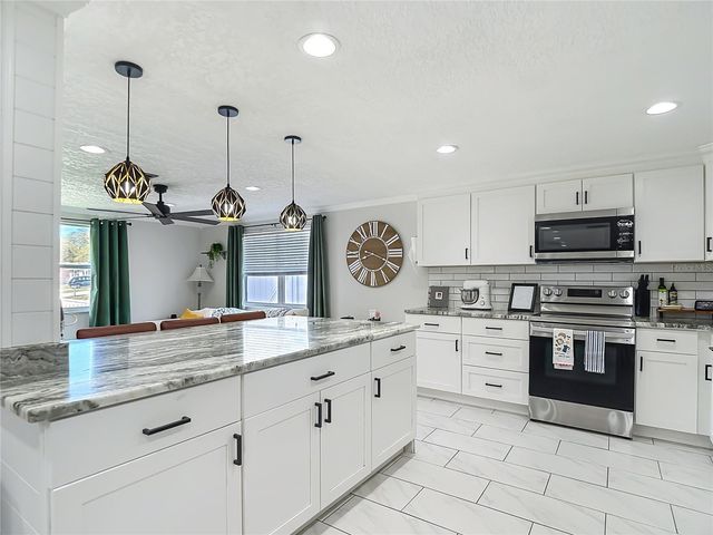 9430 PALM AVENUE, Port Richey, FL 34668