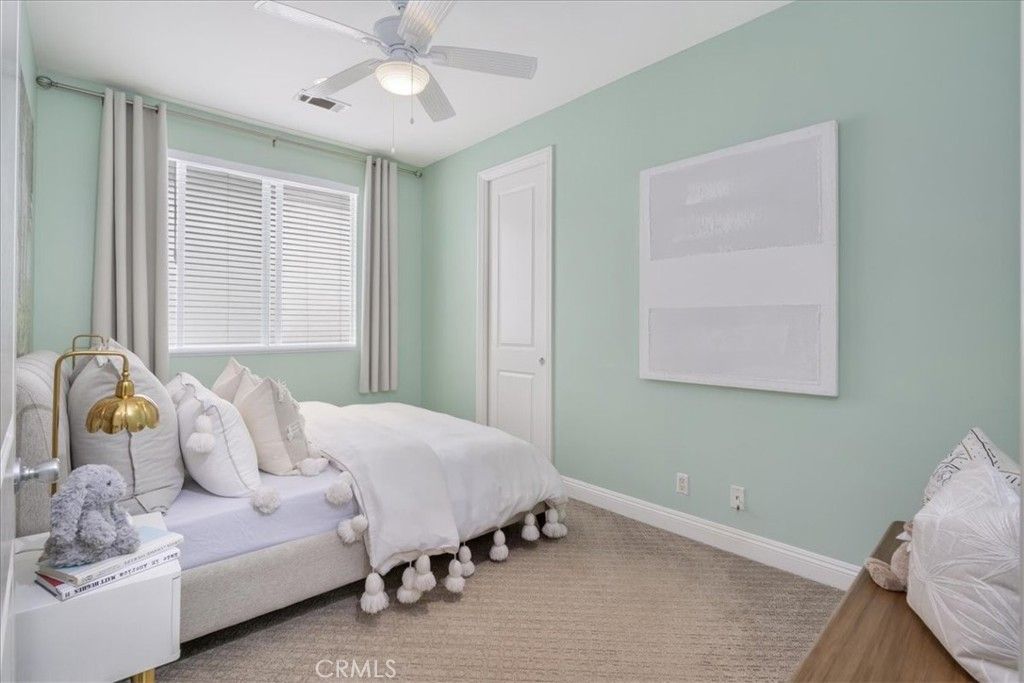 Image 22 of property listing at 617 12th, Huntington Beach, CA 92648
