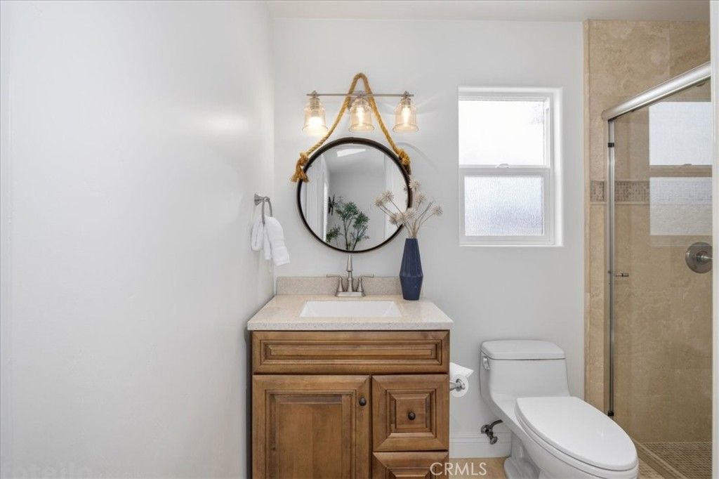 Image 28 of property listing at 617 12th, Huntington Beach, CA 92648