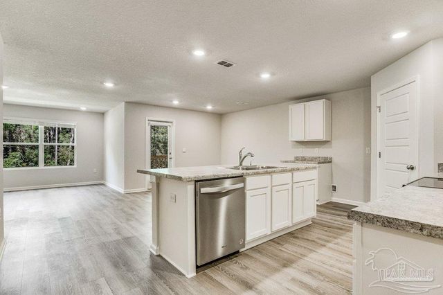 1936 High Ridge Ct, Pensacola, FL 32534