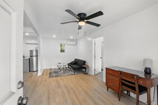 4705 Pease Street, Houston, TX 77023