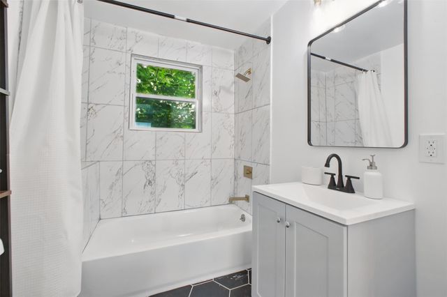 4705 Pease Street, Houston, TX 77023