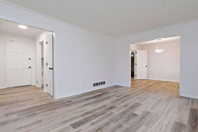 2016 Gibralter Way, Conyers, GA 30012