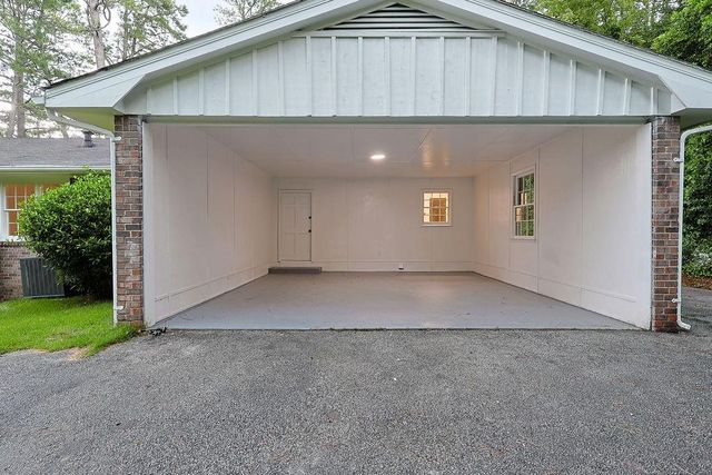 2016 Gibralter Way, Conyers, GA 30012