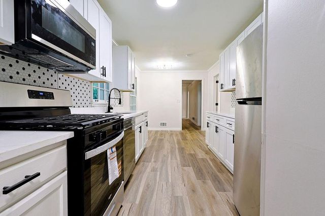 2016 Gibralter Way, Conyers, GA 30012