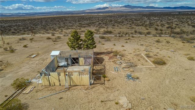 14852 N Edgemont Road, Dolan Springs, AZ 86441