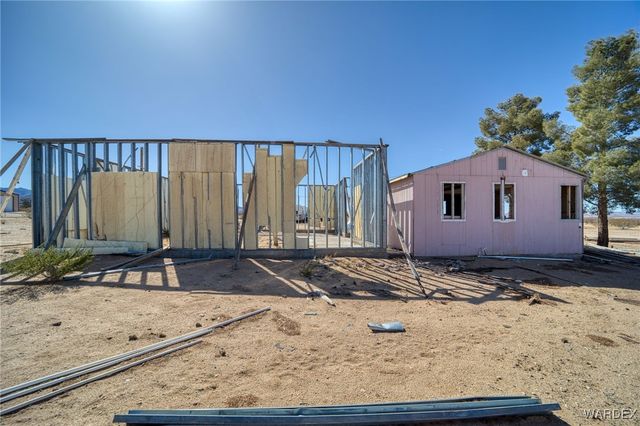 14852 N Edgemont Road, Dolan Springs, AZ 86441
