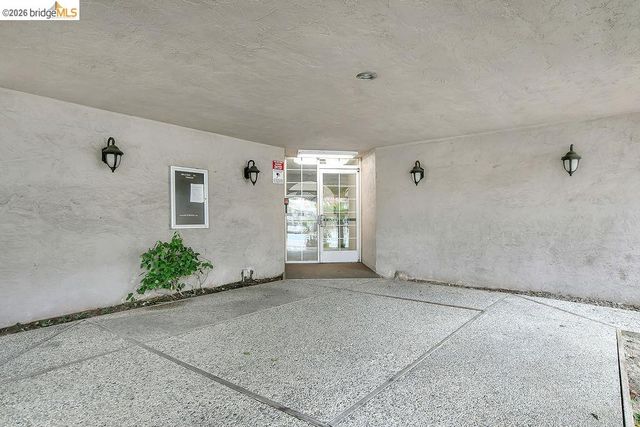 1699 Laguna Street 311, Concord, CA 94520