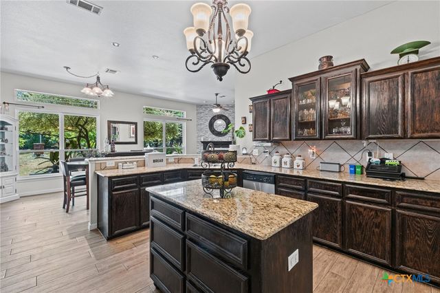 540 County Road 3351, Kempner, TX 76539