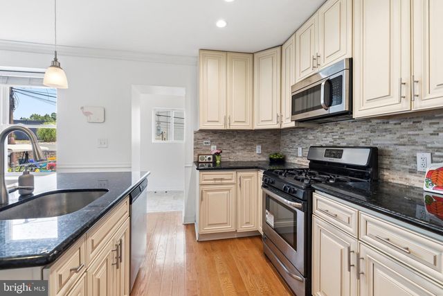 625 DAYTON RD, Bryn Mawr, PA 19010
