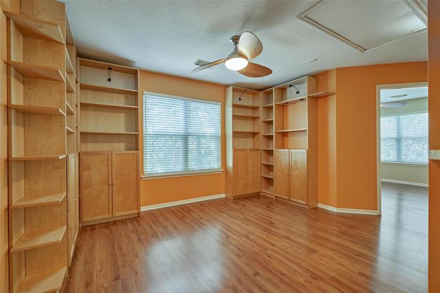 59 W Gaslight Place, Spring, TX 77382