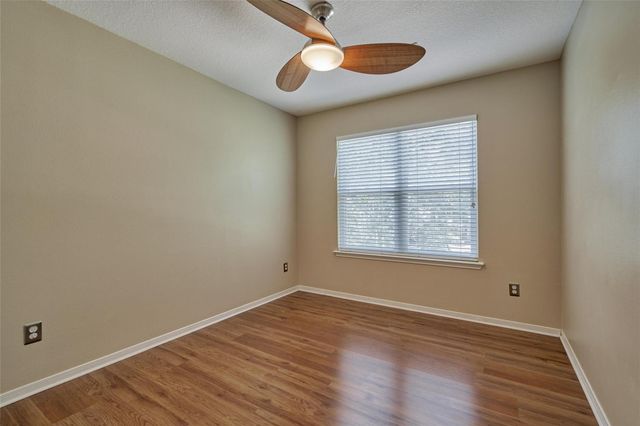 59 W Gaslight Place, Spring, TX 77382