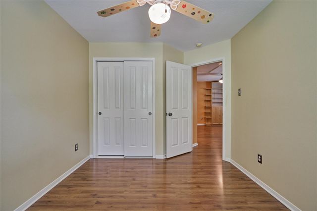 59 W Gaslight Place, Spring, TX 77382