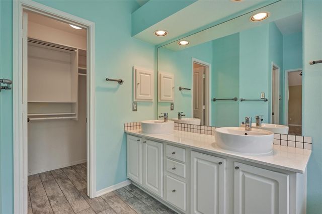 59 W Gaslight Place, Spring, TX 77382