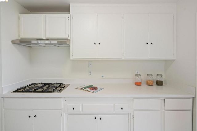 5941 Harbor View Ave, San Pablo, CA 94806