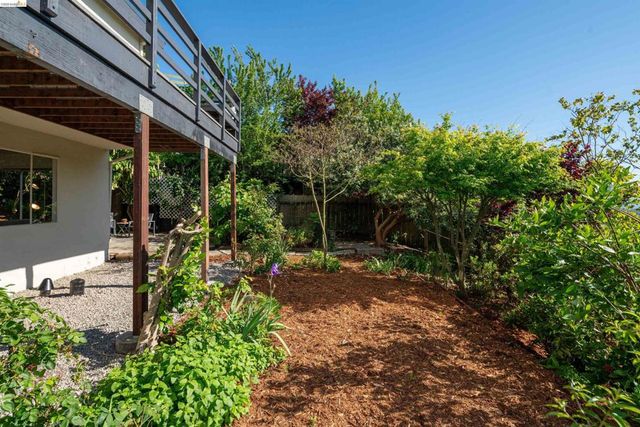 5941 Harbor View Ave, San Pablo, CA 94806