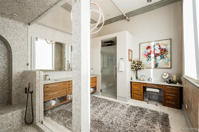 2987 Franklin Street PENTHOUSE, Detroit, MI 48207