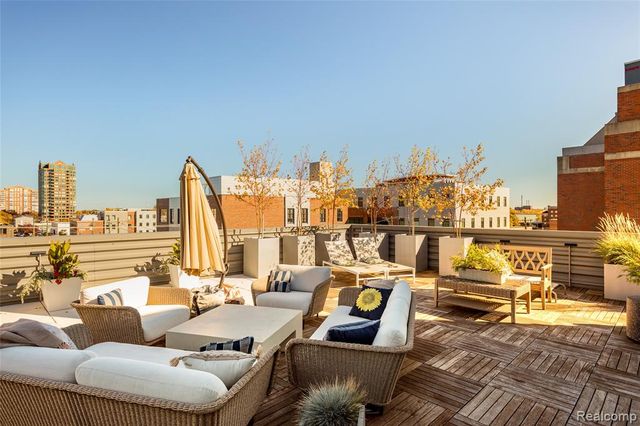 2987 Franklin Street PENTHOUSE, Detroit, MI 48207