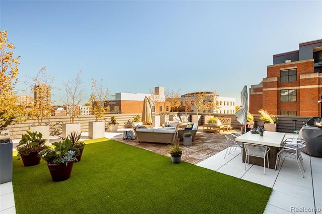 2987 Franklin Street PENTHOUSE, Detroit, MI 48207