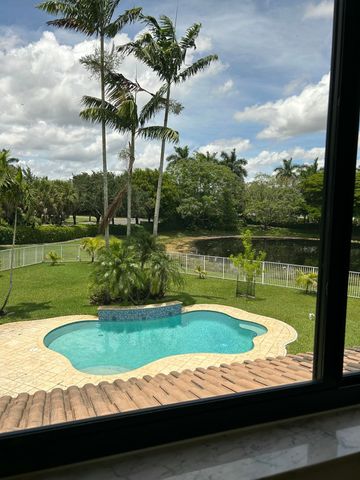 1094 BLUEWOOD Terrace, Weston, FL 33327