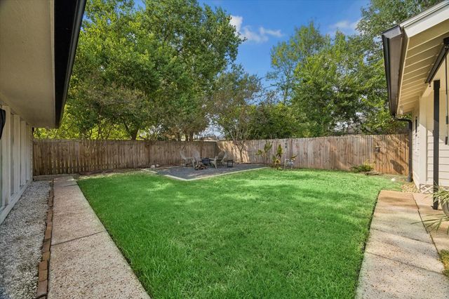 2018 Libbey Drive, Houston, TX 77018