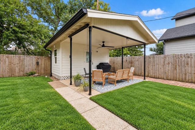 2018 Libbey Drive, Houston, TX 77018