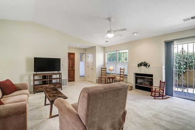 524 SEWARD PARK Avenue NE, Albuquerque, NM 87123